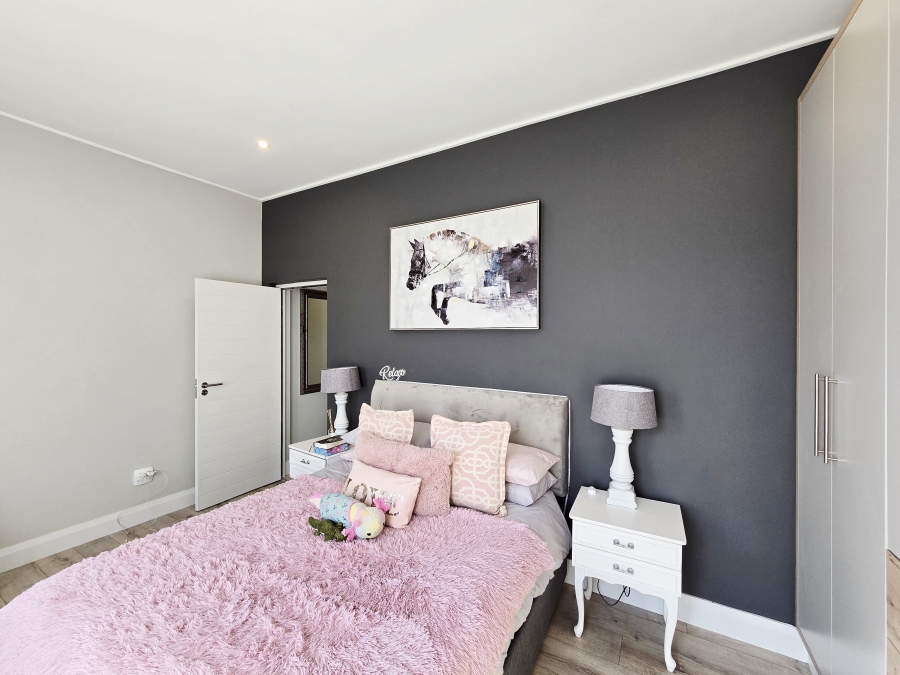 4 Bedroom Property for Sale in Kingswood Golf Estate Western Cape